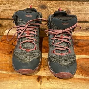 Keen Hiking Boots | Size 8.5